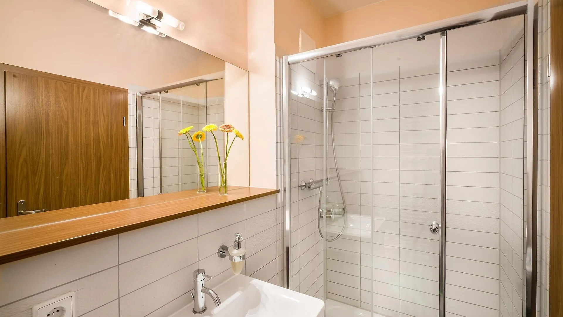 ***  Scope Hotel Dresden Airport ألمانيا